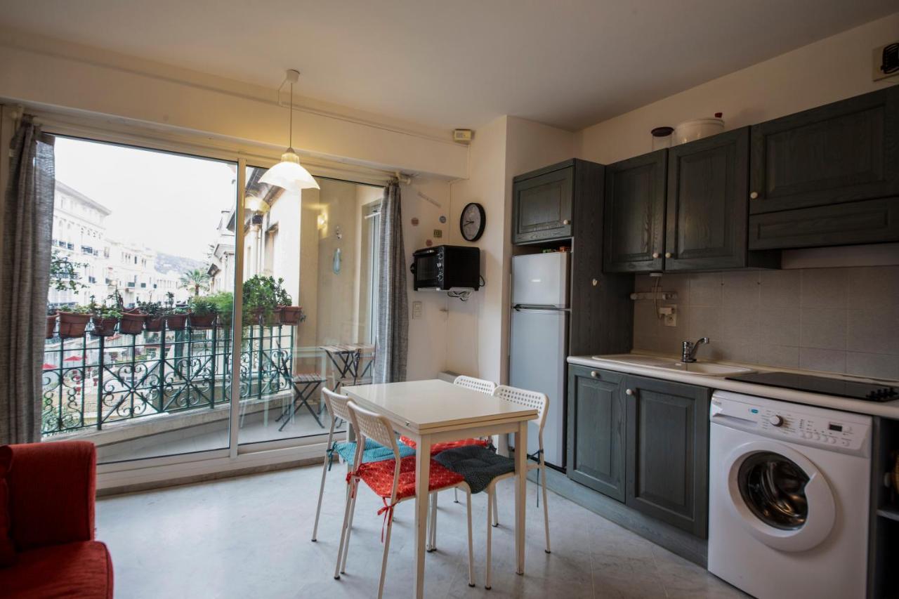Victoria Appartement Menton Exteriör bild